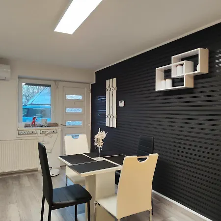 Panoli Apartmanhaz דירה