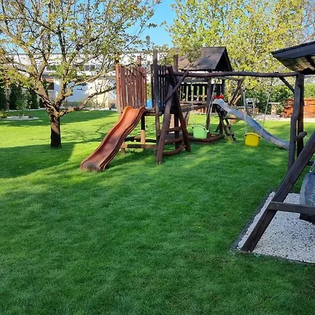 Panoli Apartmanhaz דירה Nyíregyháza